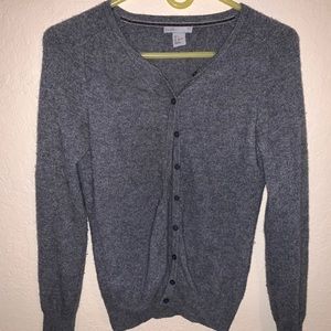 100% cashmere sweater!
